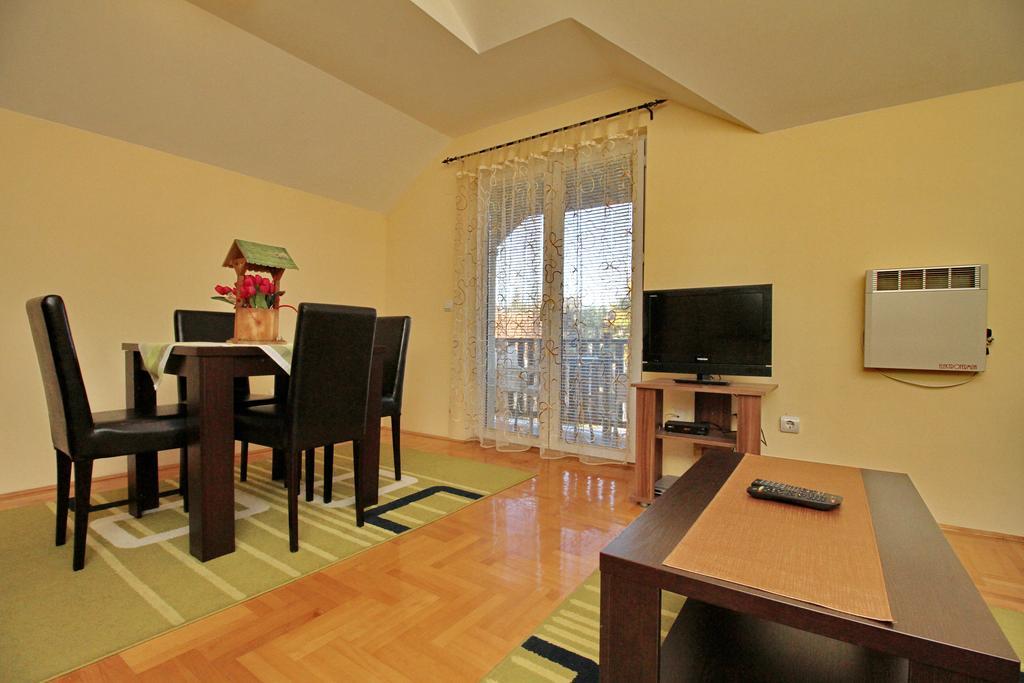 Apartments Vila Velickovic Златибор Экстерьер фото